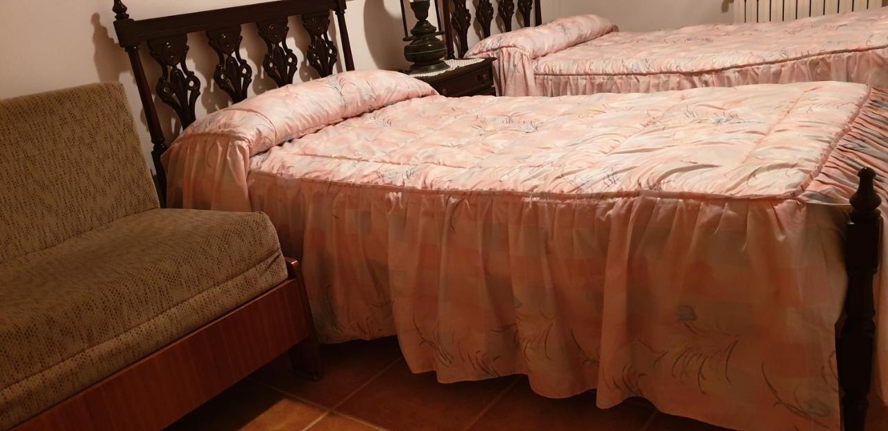 Apartamento Rural La Muralla De Pedraza Чавида Экстерьер фото